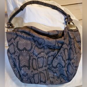 Banana Republic 100% Leather Snake Print Shoulder Bag – Luxe, Sleek & Stunning